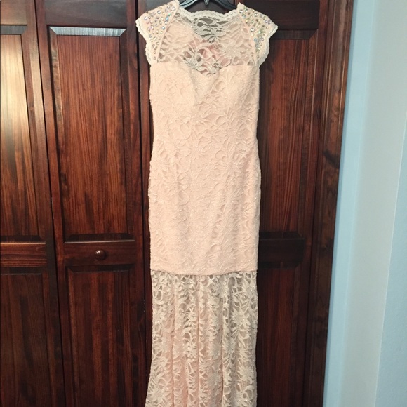 Morgan & Co Lace Blush Prom Dress - Picture 1 of 9